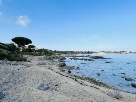 Rez-de-chaussée avec terrasse, à 100m de la plage! 6 couchages, parking inclus, linge fourni. - Photo 23