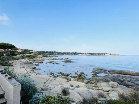 Rez-de-chaussée avec terrasse, à 100m de la plage! 6 couchages, parking inclus, linge fourni. - Photo 27