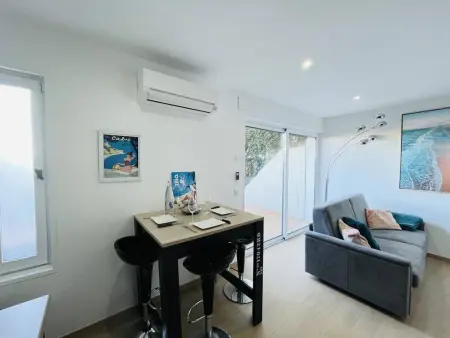 Appartement T2 avec Terrasse, Clim, WIFI - Proche Plage, Lumio - Photo 9