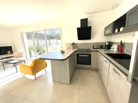 Maison familiale récente avec jardin, plage et commerces à pied, 6 couchages, WIFI, parking privatif - Photo 5