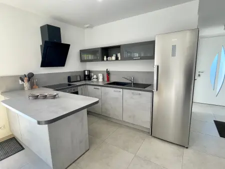 Maison familiale récente avec jardin, plage et commerces à pied, 6 couchages, WIFI, parking privatif - Photo 6
