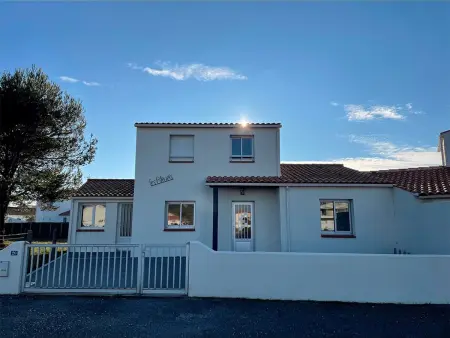 Maison spacieuse à 350m de la plage, 5 chambres, calme - Photo 9