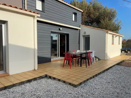 Maison spacieuse à 350m de la plage, 5 chambres, calme - Photo 11