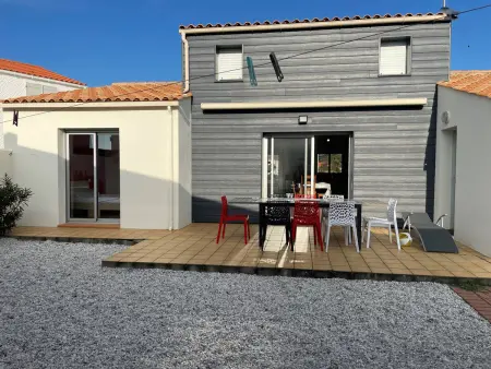 Maison spacieuse à 350m de la plage, 5 chambres, calme - Photo 12