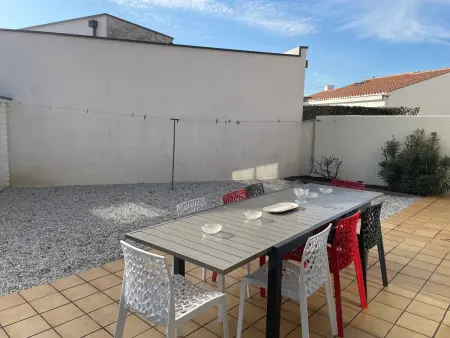 Maison spacieuse à 350m de la plage, 5 chambres, calme - Photo 15
