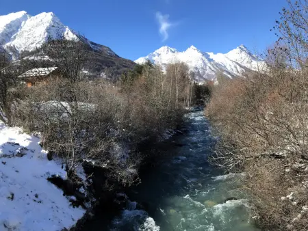 Charmant 3 pièces avec Wi-Fi et parking au Monêtier-les-Bains - Photo 25