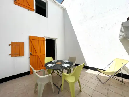 Maison 3 pièces avec piscine chauffée & tennis, proche mer - Photo 1