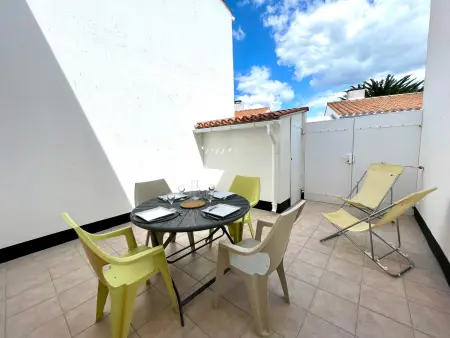 Maison 3 pièces avec piscine chauffée & tennis, proche mer - Photo 12