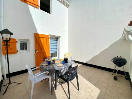 Maison 3 pièces avec piscine chauffée & tennis, proche mer - Photo 13
