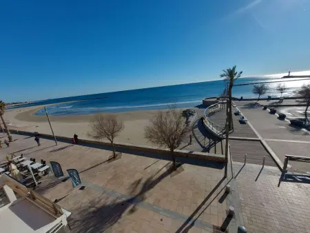 Studio cabine 4 personnes, terrasse, parking, Grau d'Agde - Photo 1