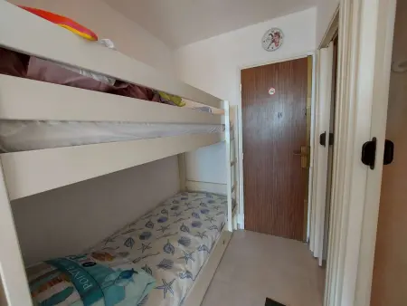 Studio cabine 4 personnes, terrasse, parking, Grau d'Agde - Photo 10
