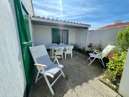 Maison T3 avec piscine chauffée, tennis, proche mer et commerces - Photo 13