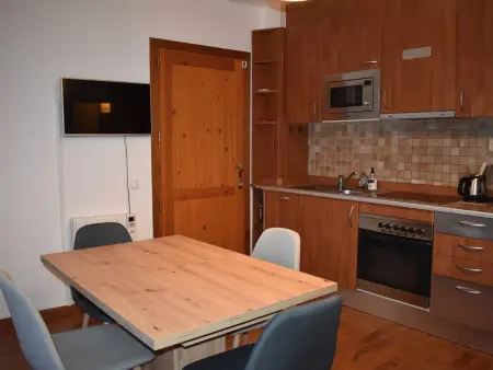 Bel appartement 3 pièces pour 5 pers. avec vue Pyrénées - Photo 2