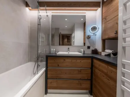Appartement rénové, 4 pers, skis aux pieds, balcon, parking - Photo 3