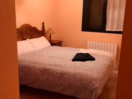 Appartement familial 2 chambres avec piscine, balcon et parking - Jaca - Photo 5