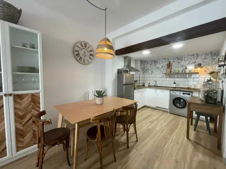 Appartement montagnard rénové, 1 chambre et canapé-lit, idéal nature et sports, centre de Villanúa - Photo 10