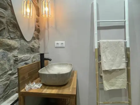 Appartement montagnard rénové, 1 chambre et canapé-lit, idéal nature et sports, centre de Villanúa - Photo 23