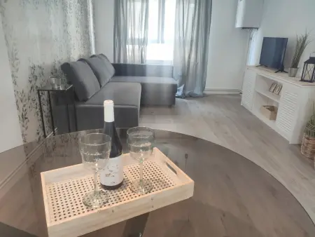 Appartement Central à Jaca avec 1 Chambre, Canapé-Lit et Parking Inclus - Photo 2