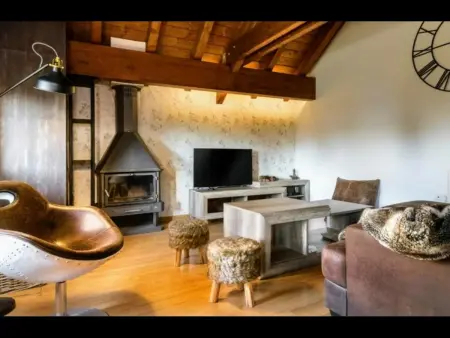 Charmant appartement montagnard avec cheminée, à 15 min de Jaca, idéal pour nature et détente - Photo 1