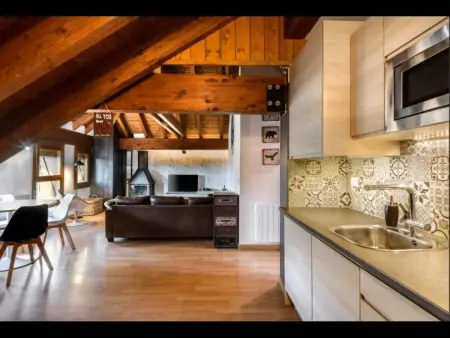 Charmant appartement montagnard avec cheminée, à 15 min de Jaca, idéal pour nature et détente - Photo 3