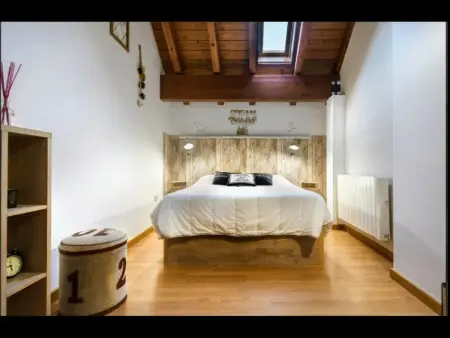 Charmant appartement montagnard avec cheminée, à 15 min de Jaca, idéal pour nature et détente - Photo 9
