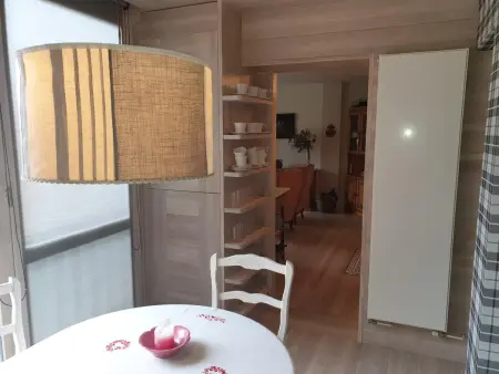 Confortable appartement montagnard avec piscines, squash, salle de sport, parking, proche centre Jaca - Photo 2
