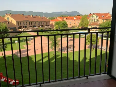 Appartement familial avec piscine et garage à Jaca - Photo 17