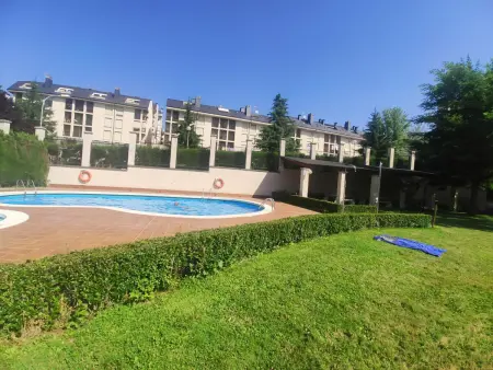 Bel Appartement à Jaca avec Accès Piscine, Appartement 6 personnes à Jaca - Photo 11