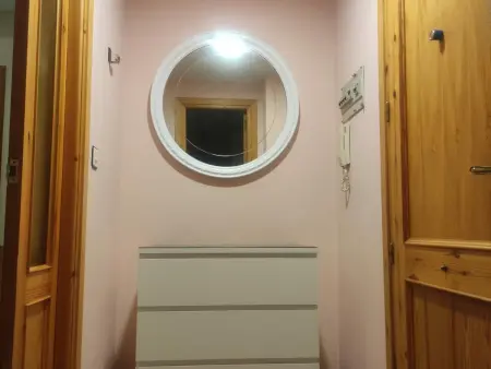 Charmant Appartement à Jaca avec Piscine Commune et Parking, idéal pour Familles - Photo 2