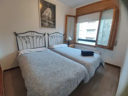 Charmant Appartement à Jaca avec Piscine Commune et Parking, idéal pour Familles - Photo 5