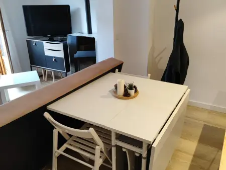 Loft cosy à Villanúa avec piscine, 2 lits doubles, cuisine équipée, salle de bain avec douche - Photo 3