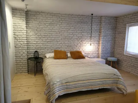 Loft cosy à Villanúa avec piscine, 2 lits doubles, cuisine équipée, salle de bain avec douche - Photo 10
