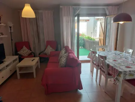 Maison de montagne en pierre avec jardin, 3 chambres + grenier, salon, cuisine équipée, draps et serviettes inclus - Photo 4