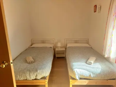 Maison de montagne en pierre avec jardin, 3 chambres + grenier, salon, cuisine équipée, draps et serviettes inclus - Photo 12