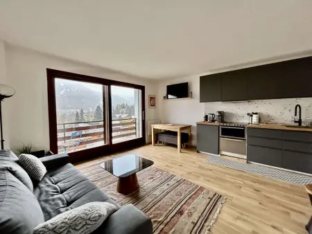 Studio cabine 4 pers avec balcon, près commerces et navette gratuite - Photo 1