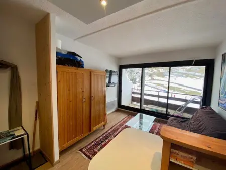 Studio 4 pers balcon, accès direct pistes, ascenseur - Photo 4