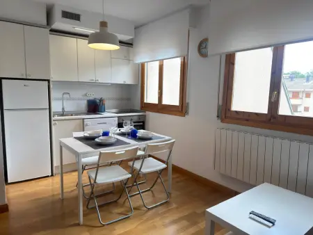 Charmant Penthouse avec Piscine et Parking à Jaca - Photo 1