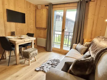Charmant studio avec balcon exposé sud, casier à skis et parking, proche des pistes à Demi-Quartier - Photo 2