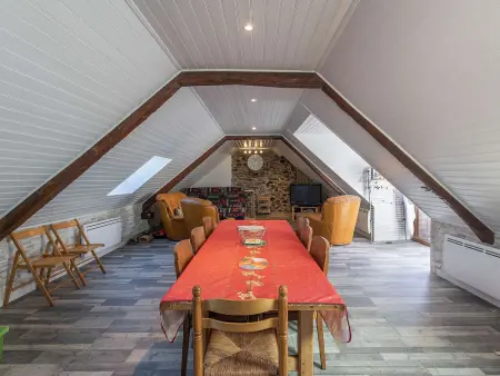 Maison de Village 8 Pers, 3 Ch, Proche Ski, Cuisine Équipée, Parking, Bébé et Animaux Bienvenus - Photo 1