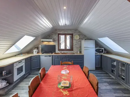 Maison de Village 8 Pers, 3 Ch, Proche Ski, Cuisine Équipée, Parking, Bébé et Animaux Bienvenus - Photo 4