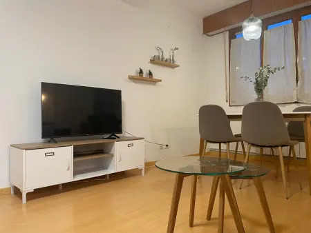 Appartement à Jaca avec 2 chambres, piscine et capacité de 6 personnes - Photo 4