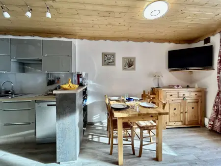 Studio rénové, 4 couchages, proche pistes et commerces - Photo 1