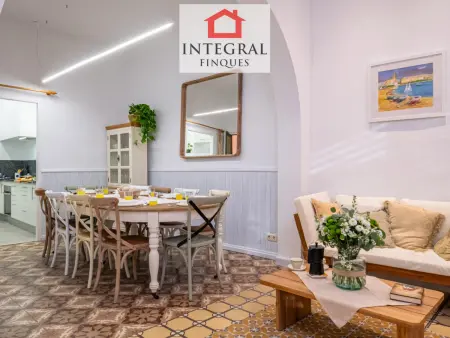 Grande Maison Historique au Coeur de Palamós - 10 Pers. - Photo 4