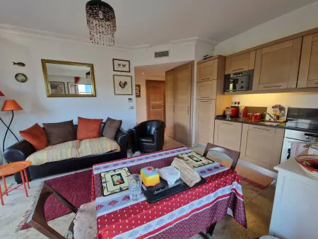 Appartement T3 avec piscine et terrasse, à 200m du centre de La Croix-Valmer - Photo 6