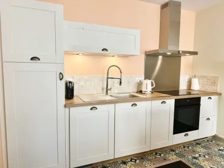 Appartement rénové à Fouesnant, 4 pers. à 50m de la plage de Cap Coz, parking privé - Photo 1