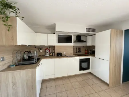 Appartement 2 pièces à Sète avec garage et climatisation - Photo 2
