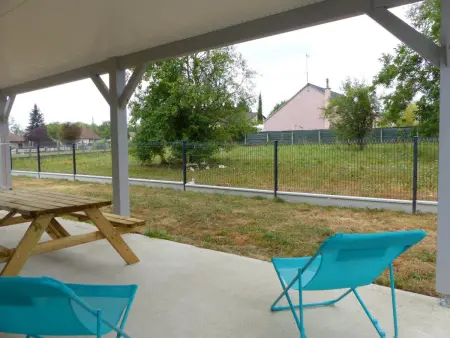 Charmant gîte à Saint-Rémy-en-Rollat avec terrasse et animaux acceptés - Photo 2