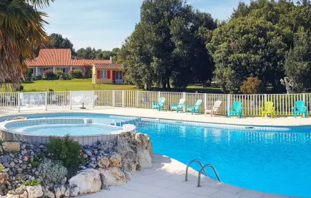 Maison 4 personnes à Saint Savinien - Photo 1