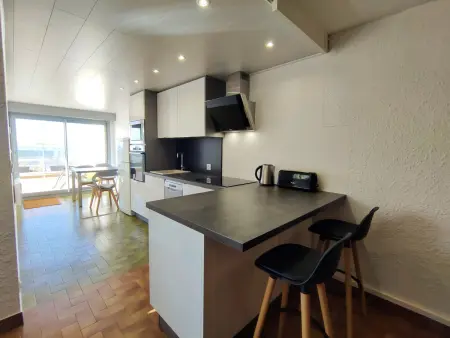 Appartement T2 à Balaruc-les-Bains, vue sur l'étang, climatisé, parking privé, WiFi - Photo 2