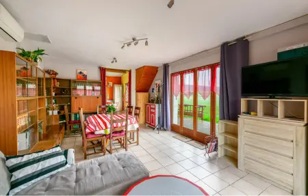 Maison 9 personnes à Scorbé Clairvaux - Photo 2